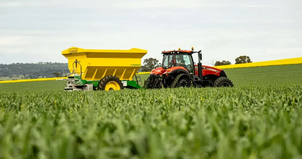 Which Fertilizer Spreader Is Best for Achieving Uniform Nutrient Distribution