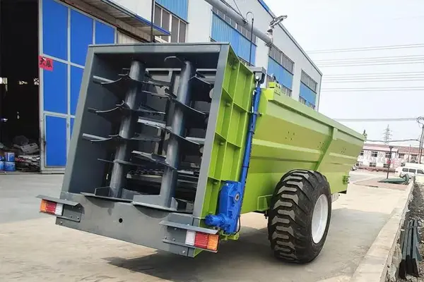 manure spreader